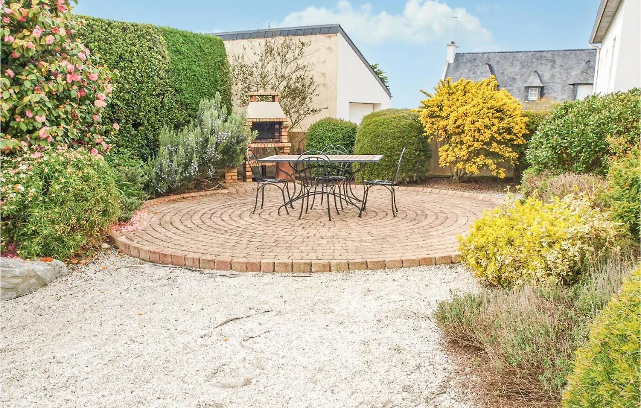 4 Bedroom Cozy Home In Trevou Treguignec Trélévern Dom wakacyjny
