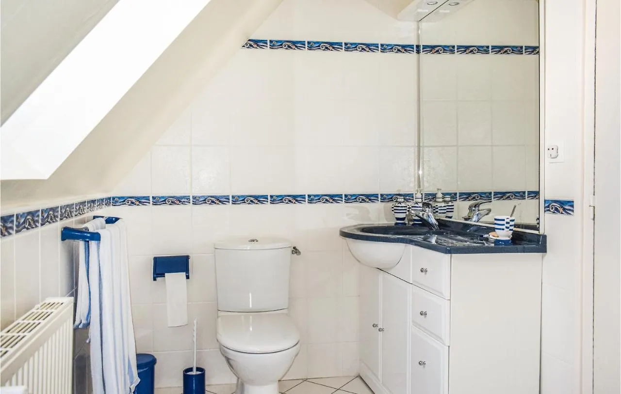 4 Bedroom Cozy Home In Trevou Treguignec Trélévern